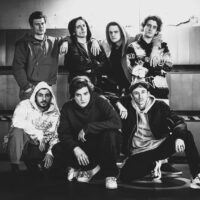 Velem mindig történik valami